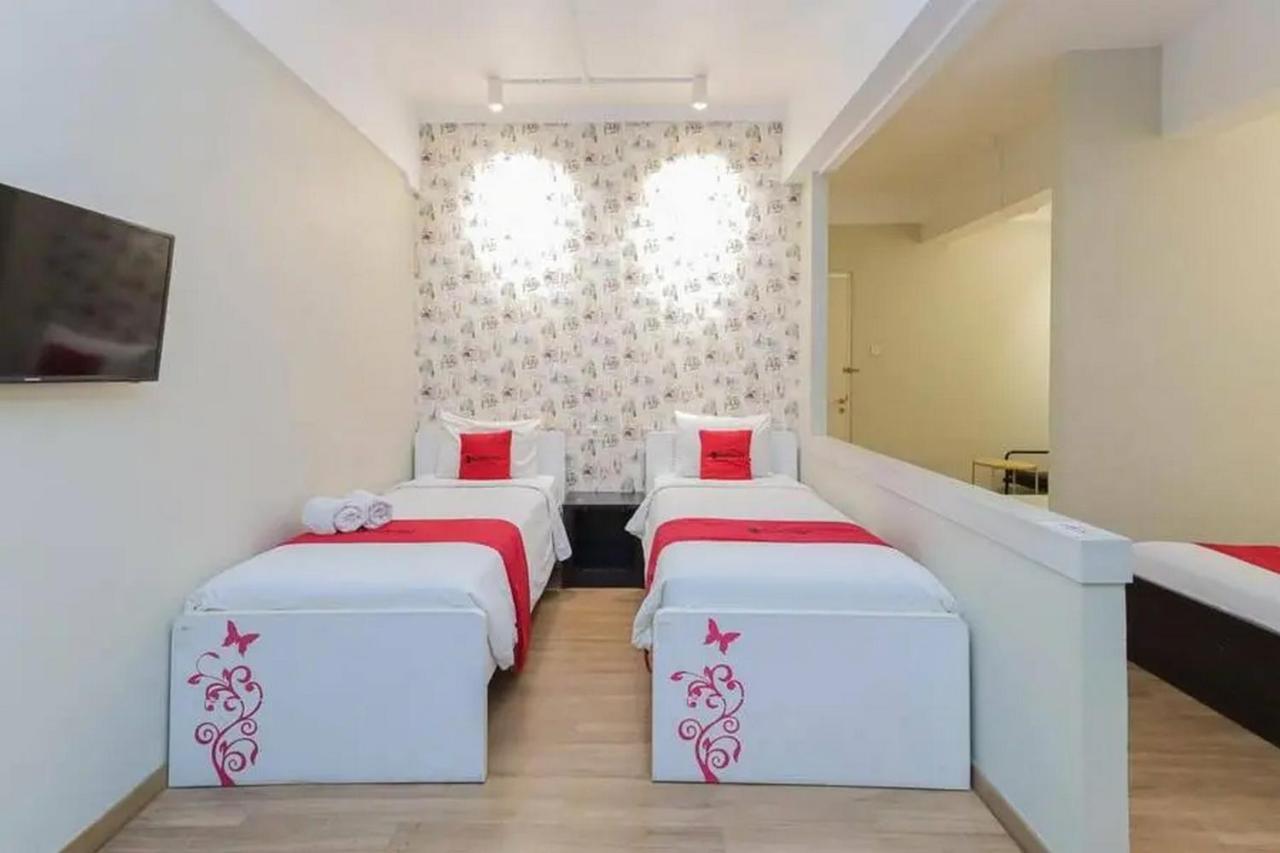 Reddoorz Plus At Riverside Malang Eksteriør bilde