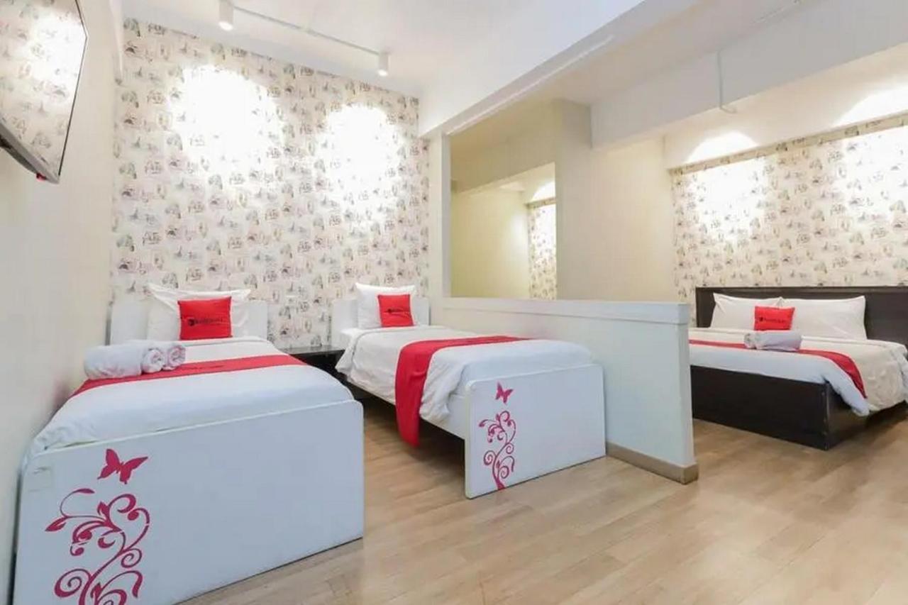 Reddoorz Plus At Riverside Malang Eksteriør bilde